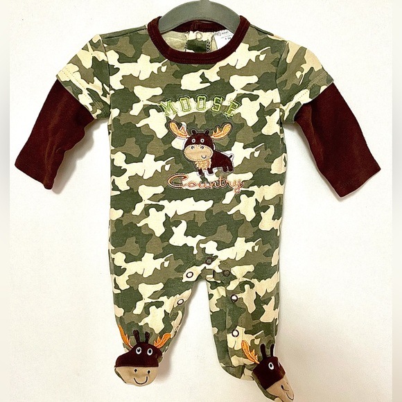 Moose Country Sleeper 0-3 months - Picture 1 of 4